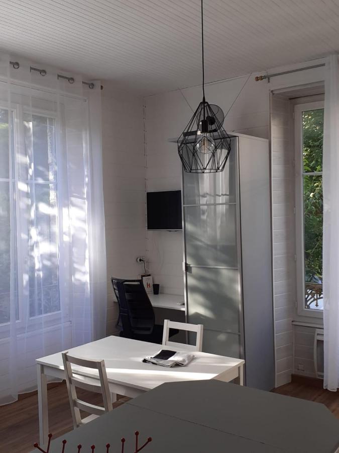 Le Coeur, Studio Central Refait A Neuf, Au Calme Besancon Bagian luar foto